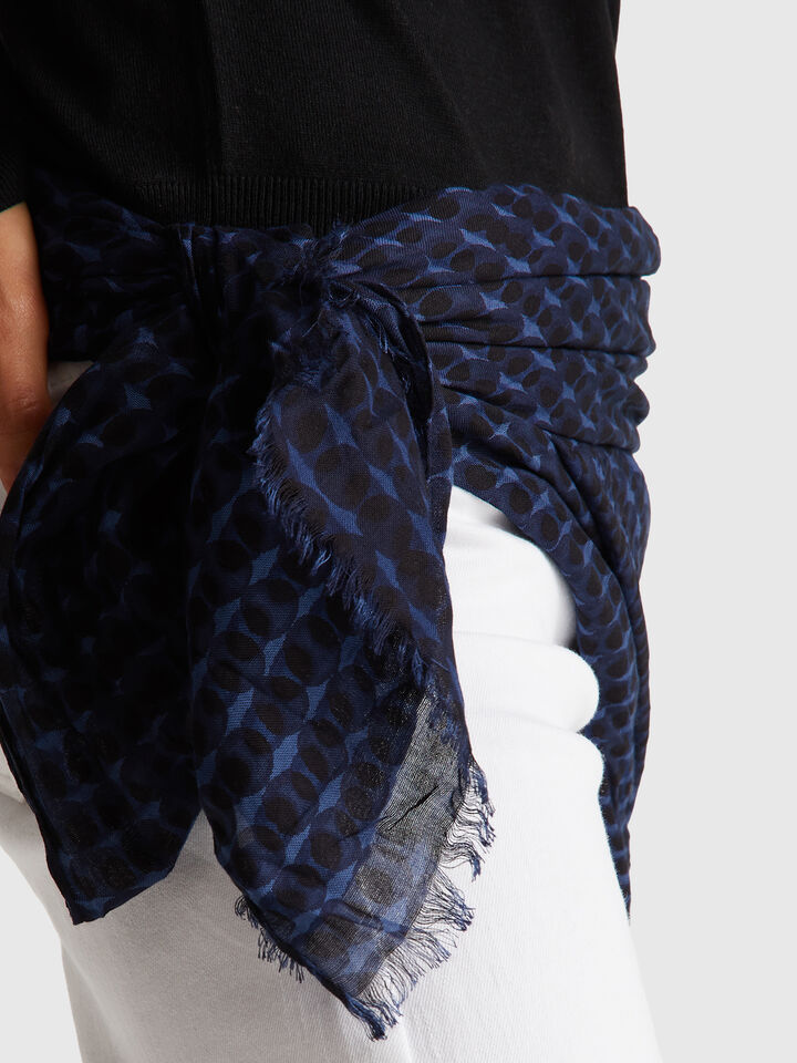 SCARF Women image number 2